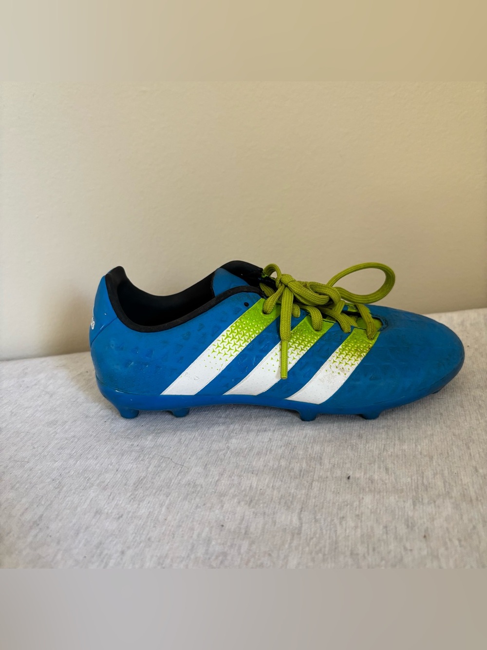 Adidas ACE 16.3 FG/AG Youth Soccer Cleats Blue Green White Size 13.5